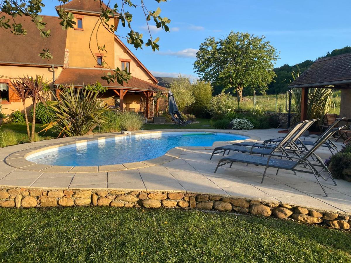 Domaine Des Pierres Trouvees Bed and Breakfast Saint-Vincent  Eksteriør billede